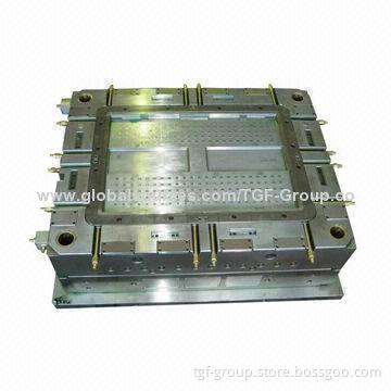 High-precision Plastic Injection Mold, Made in China, Customized Specifications Accepted
